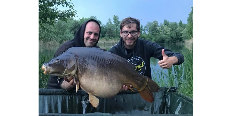 Team FreakyCarpBaits gewinnt 90h Enduro in Drusenheim (Elsass)